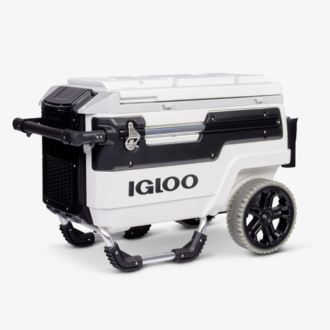 Angle View | Igloo Trailmate Marine 70 Qt Cooler::White/Black::UV inhibitors