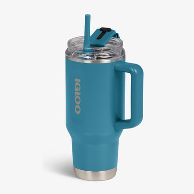 Angle View | 32 Oz Flip ‘n’ Sip Travel Mug::Modern Blue::Fits in standard cup holders